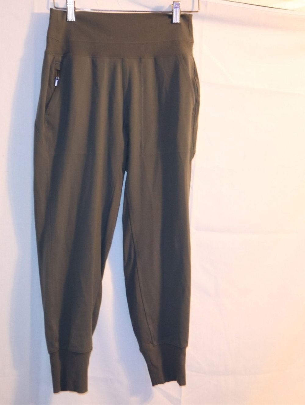 ATHLETA Venice Jogger High Rise Pant | Hematite Green  XSmall Petite  #597888 - Picture 4 of 11